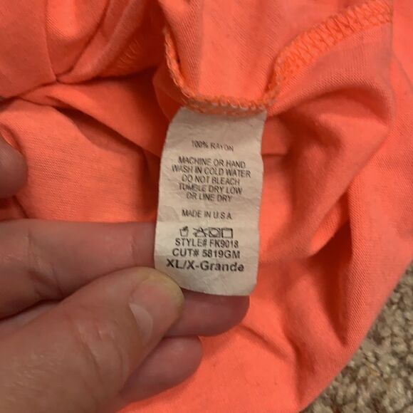 Free Kisses Orange California Tank - Picture 4 of 8